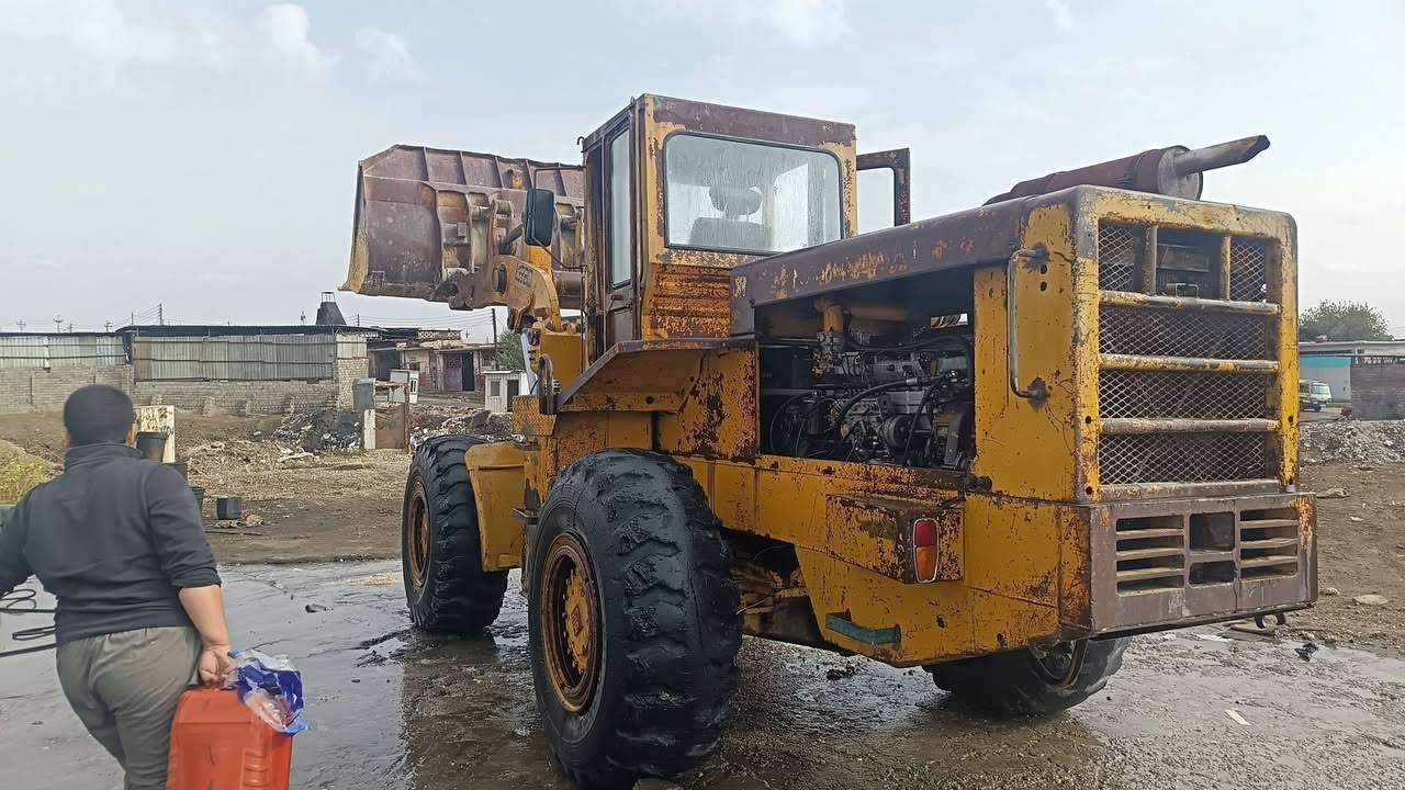 سلام عليكم شفل كاوسكي للبيع موديل 82 محرك كير اكسن تركم بل شرط رقم كركوك إتصال ***********
