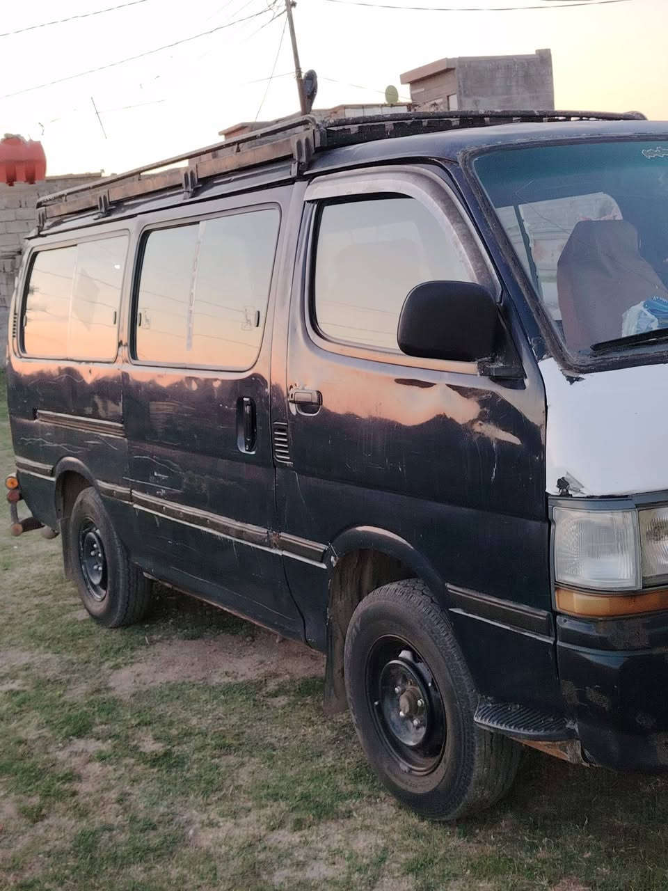 سلام عليكم رمضان كريم هايسه بوز موديل ٩٥ رقم انكليزي ديالى ١٤ راكب دجه ناصيه مكينه ونجي حاوية شرط كير اوتوماتيك اكسل مكفولات كهربائيات كلها شغاله دوشمه جديد تخم تاير جديد مصفره هيئه وغرامات السعر ٤٧ وبيها مجال بصيط مكان ديالى المقدادية الاستفسار ***********
