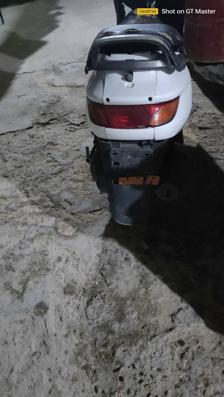 السلام عليكم
دراجه فراشه نثيه تجفيت جديد كلشي بيه جديد بيه فقط راجز سلف 
السعر 550 وبيه مجال 
المكان نجف ناحية العباسيه للاستفسار 
***********
