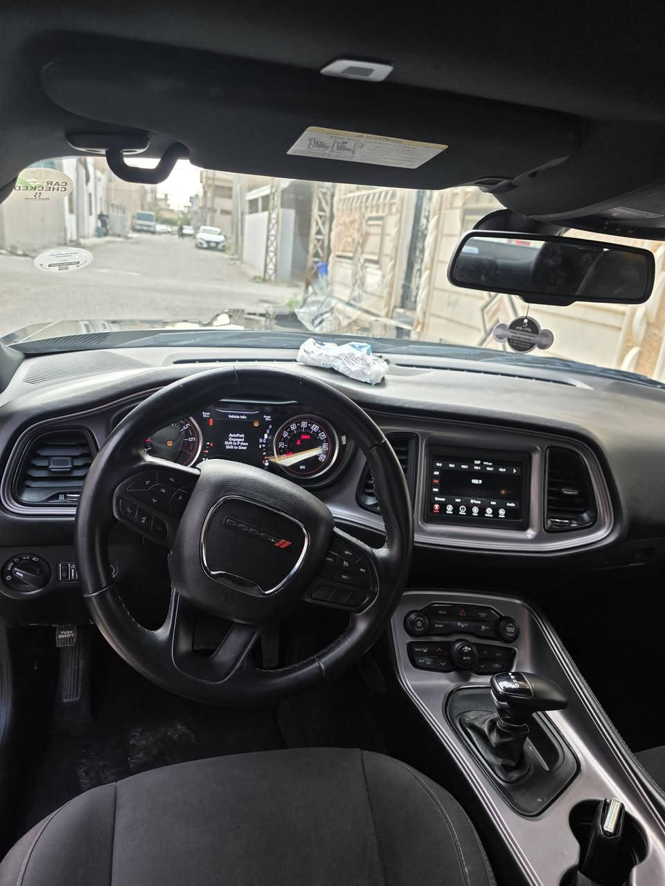 جالنجر جيتي موديل 2023
رقم كاتي يترقم سليمانية 
الضرر جاملغين امامية فقط بدون شاصي بدون بطانة بدون لغد والحادث بل منشور ايرباك استيرن و دشبول مرجعي سستم 
السعر 189 وبي مجال 
رقمي ***********
مكان السيارة ديالى خانقين
