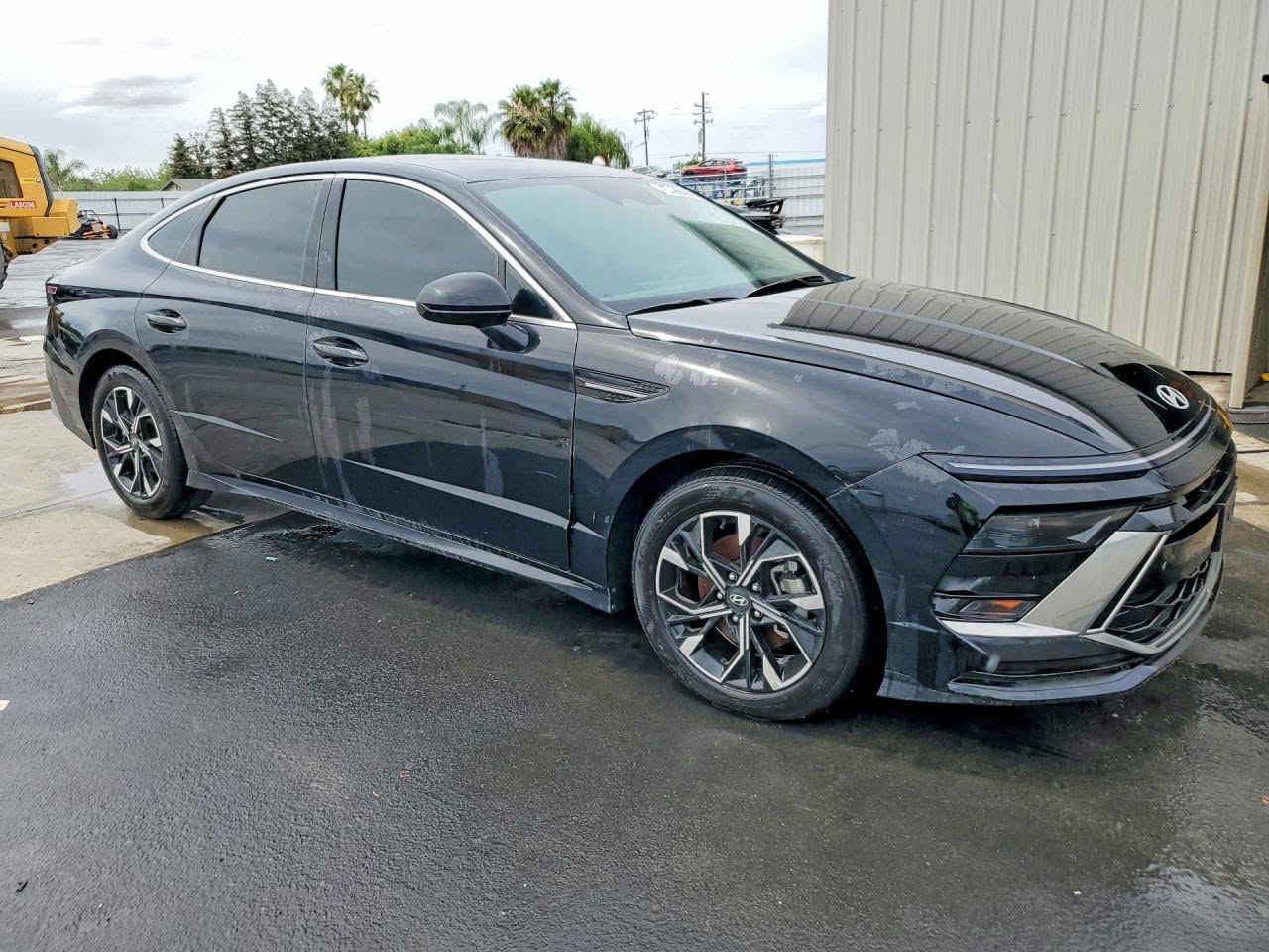 للبيع واصل الاردن (عقبه)
السعر : 120 ورقة واصل عقبه 
🔹 السيارة: [ HYUNDAI SONATA SEL]
🔹 سنة الصنع: [2025 ]
🔹 نوع الحادث: [كما موضح بالصور]
🔹 الممشى: [10,892 mi]
🔹 الحالة: Run and Drive
🔹 المواصفات: [نص فول]
📞 للحجز والاستفسار على الارقام التاليه ***********
🔥 مزاد الغراوي لاستيراد السيارات
⚜️ “اختيارك الأفضل لسيارات المزادات الأمريكية والخليجية — جودة، سعر، ومتابعة مضمونة”
العنوان المزاد بغداد حي العامل
