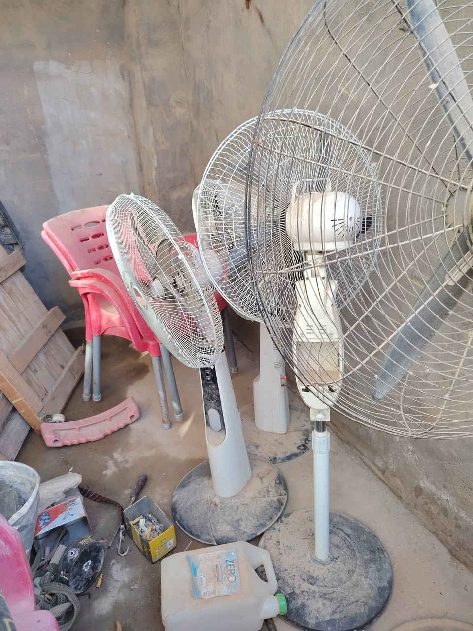 سلام عليكم غراض البيع وبي واتساب ***********
