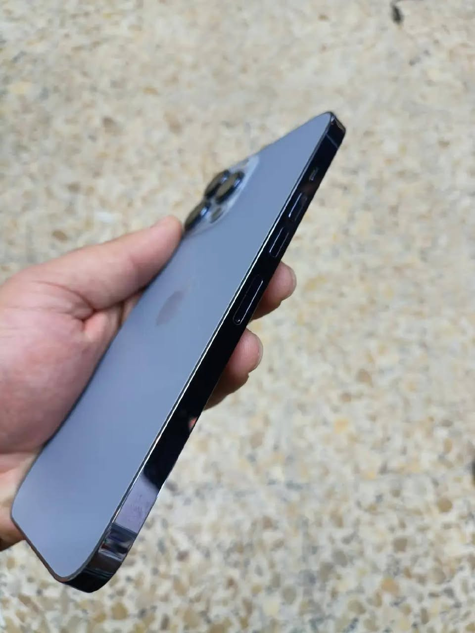 للبيــــع 📱
جهاز: iPhone 13 Pro Max 

الذاكرة: 256GB 

البطارية: 80% 🔋

الحالة: Waterproof شرط الفحص بالحاسبة والهواء 💯

الملحقات: كامل 

السعر: خاص 

للاستفسار اتصال او واتساب: ***********
