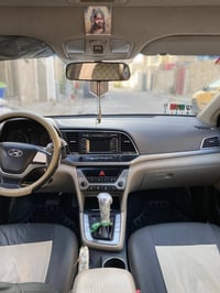 شباب النتر 2017خليجي محرك 2000دوش كير ATتخم تاير جديد منضومه تبريد جدي...