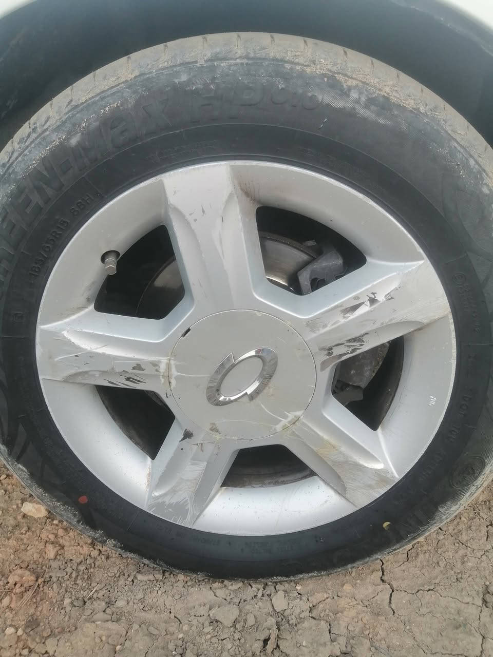 ويل كب مع تخم تاير مراوس ويل عادي  الي عنده يجي خاص


**إذا كنت صاحب هذا الإعلان وتريد حذفه لأي سبب، رجاءا أرسل رسالة إلى الدعم الفني**