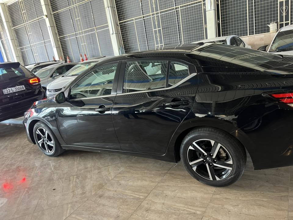 نيسان سنترأ 2024 SENTRA
موصفات Sv ضرها بونت صبغ فقط 
بي مكانين PDR
 بدون دواخل 
ارباك بس تكمة طك
عنوان أربيل داخل معراض 
سعرها 115$
بي مجال بسيط 
رقم تلفون 📞 
***********
