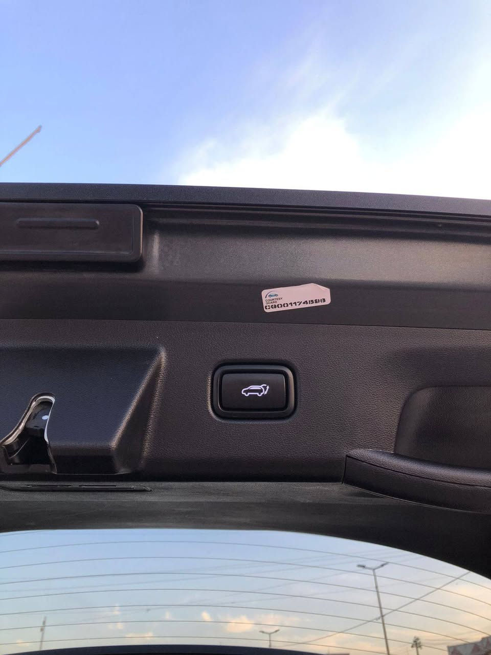 يالله السلام عليكم
البيع او مراوس حسب القناعه هونداي توسان ٢٠٢٣ امريكي حدثها فقط بنيد بدون دوخل بدون ايربك السياره جديده السياره فول الفول سياره خير من يم الله جاهزه كير مكينه حداديه تخم تاير جديد كهربائيات كوله كامله تبريد ثالج السعر ١٩٥ وبيها مجال قليل المكان بغداد الدوره ***********
