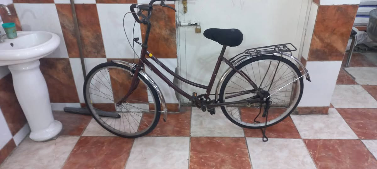 السلام عليكم 
بايسكل بآلة بناتي حجم ٢٦لون كرزي باقي التفاصيل في أول صورة اخوان


**إذا كنت صاحب هذا الإعلان وتريد حذفه لأي سبب، رجاءا أرسل رسالة إلى الدعم الفني**