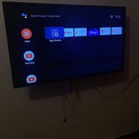 شاشه للبيع حجم ٥٠  مع TV box  ماداخله تصليح ابد سعرها ٢٠٠ وبيها مجال م...