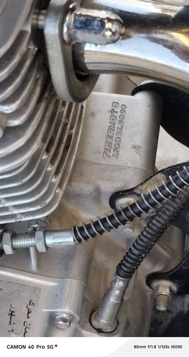 السلام عليكم ماطور 2020 مكينه شرط مامفتوحه منفيس شرط الاصلي رقم الشاصي بل منفيس ولموديل وزن ثقيل شلعه ومعدل نار 🔥ماطور ماناقصو كلشي نضافه خير من الله ***********
