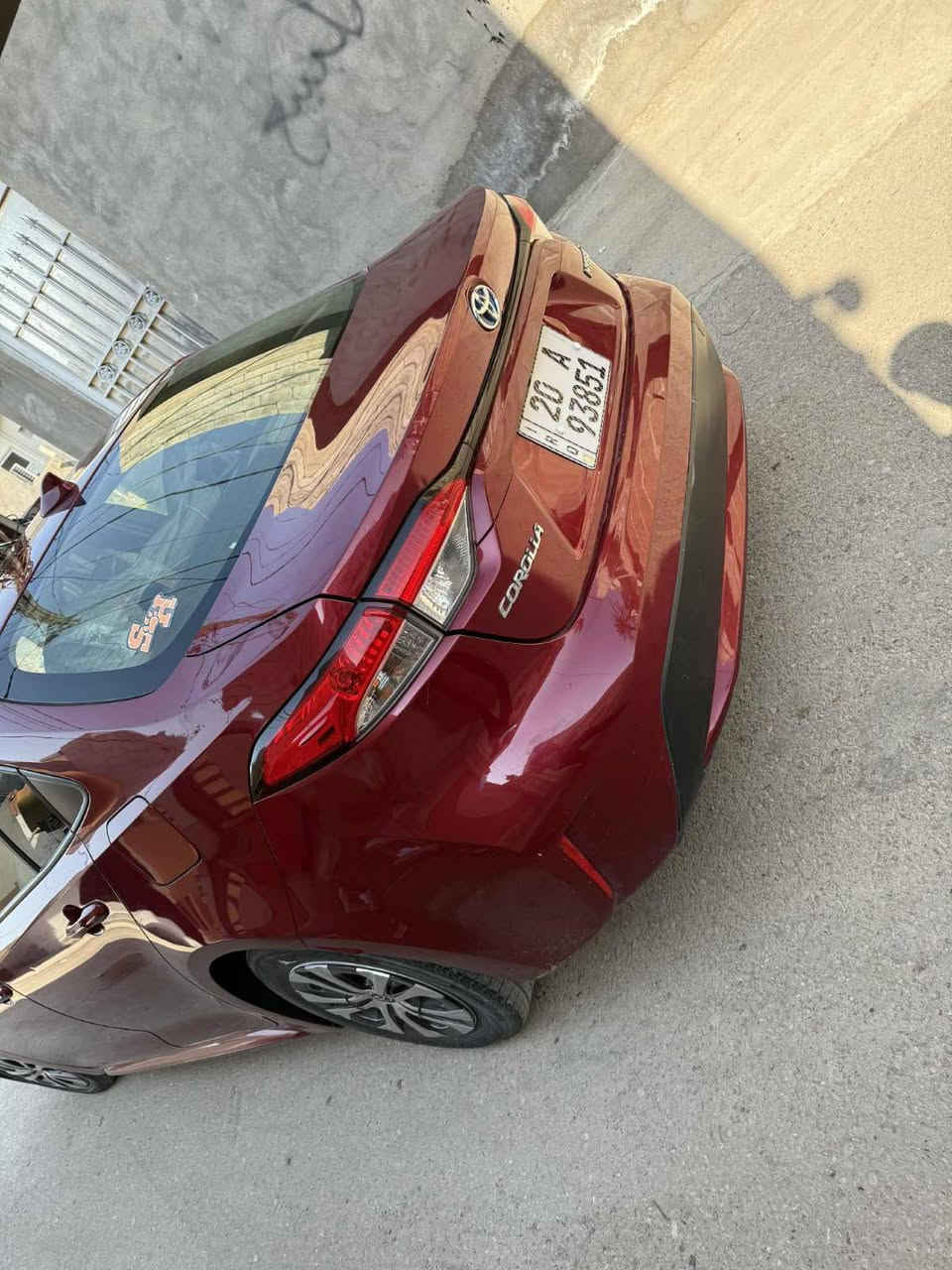 كورلا للبيع موديل 22 هايبرد فول مواصفات من عده لبونراما  رقم ديالى بسمي ***********
