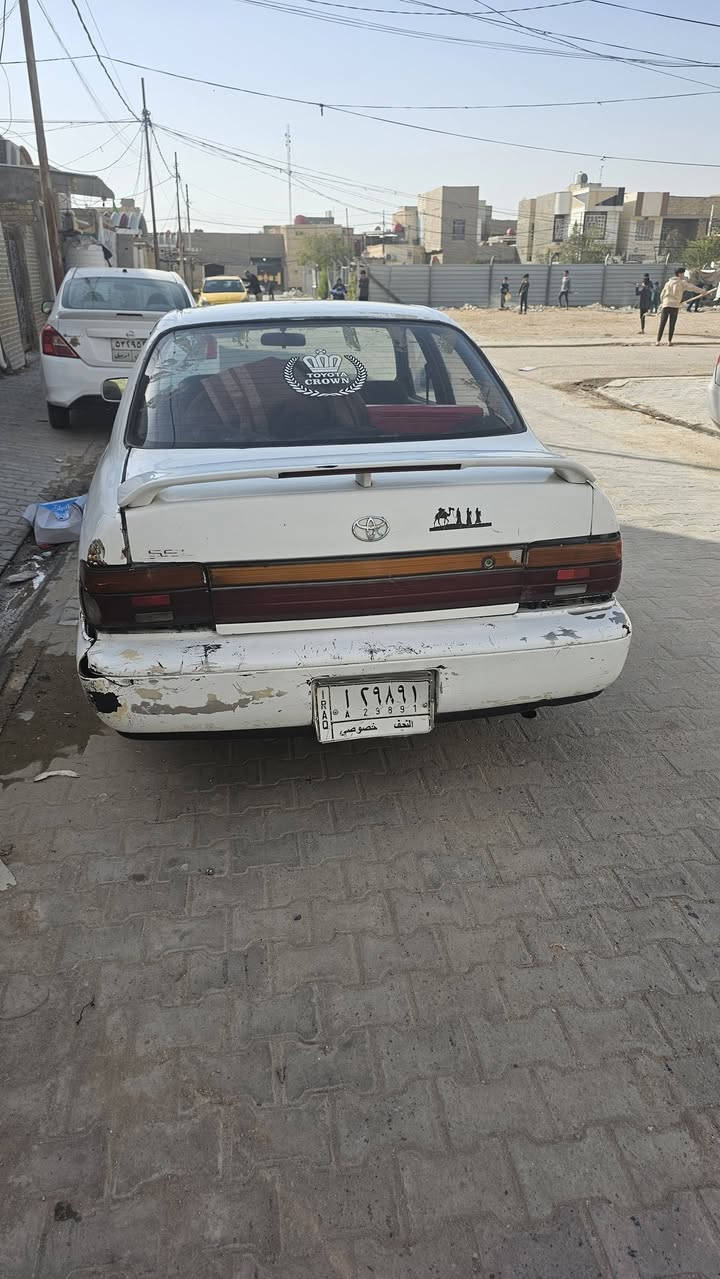 كورلا مديل 93 السياره بلادي يسره ما محور وبيها كتاب جاي وياهة السياره بلاديه  وكير جدد سياره عوزها حدايه وترتيبات بسيطه ما اليحب يتواصل ع واتساب ***********
