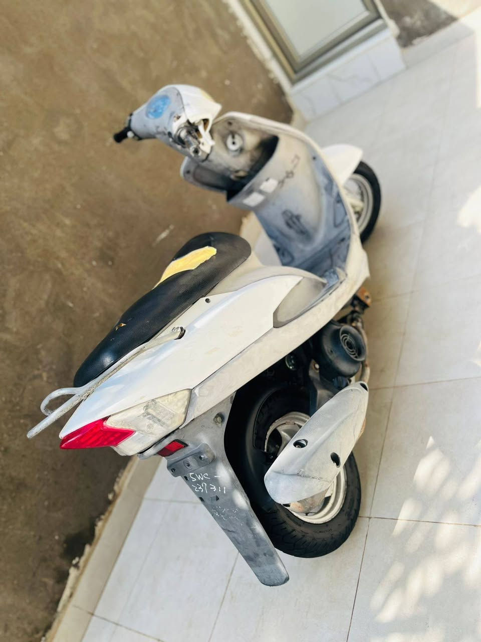 للبيع ماكس منغولي ما مفتوحه سلف باتري جديد اشاير لايت زنون قفل ستيرن قفل جنطه جوزه بصمه توني مبدل دهن جديد فلتر وعصاره اكسن جديد تايرات تخم جديده سعر 750 بيه مجال مستعجل عليه اتصال ع رقم ***********
