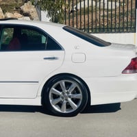 ٢٠٠٥ • احمر جلد • هيتر