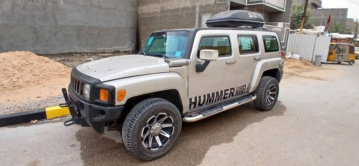 يا الله السلام عليكم للبيع سياره همر 2007 H3 سياره بسمي تحويل ثاني يوم السياره بلاديه لا ضربه ولا صبغ كهربائيات كلهه شغاله تخم تاير نص عمر صدر خير من الله مكينه وكير جدد مال حاويه خمسه سلندر 3700  السياره جاهزه نقص بس تبريد السعر 70 وبيهه مجال حك جيه مكاني بغداد الزعفرانيه رقمي‎0771 586 2361
