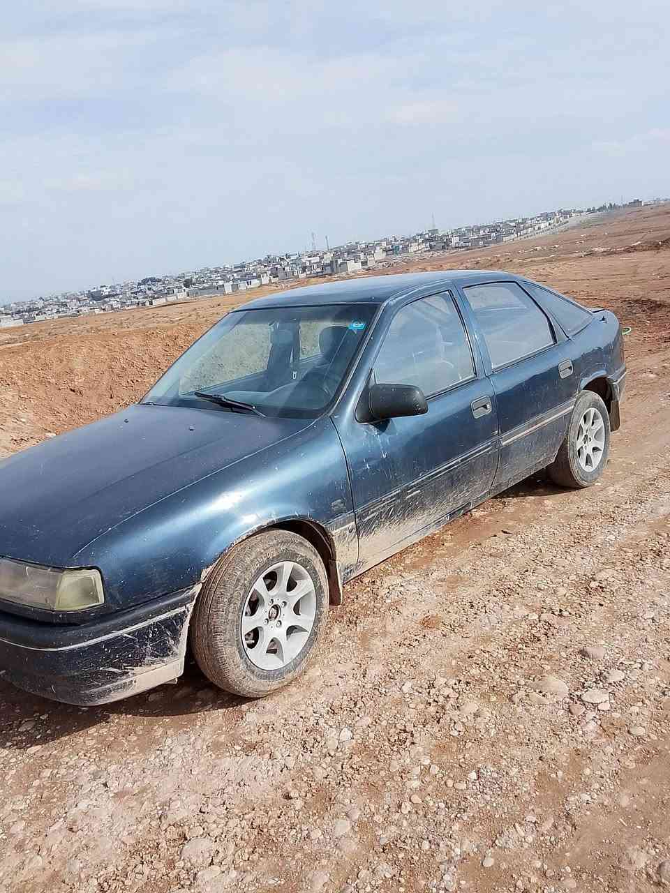 السلام عليكم فكترا حجم 16 شرط المحرك ول كير ول تحويل كاربون بانزين بيه السعر 32 وبيه مجال *********** بي وتساب
