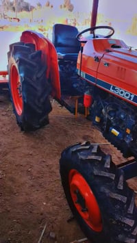 كابوته للبيع ٤ بستم ٨٦ جديد شركه كير مسرع مع رفاس ٨٢ جديده  للستفسار ا...