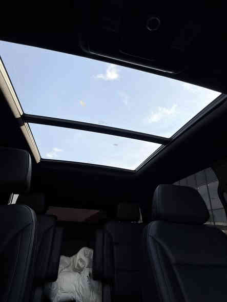 تاهو ٢٠٢٣ 
كندي فول فول موصفات 

كلين تايتل 

 بدون صبخ. 

سليمانييه 

***********

٥٠،٥٠٠$
