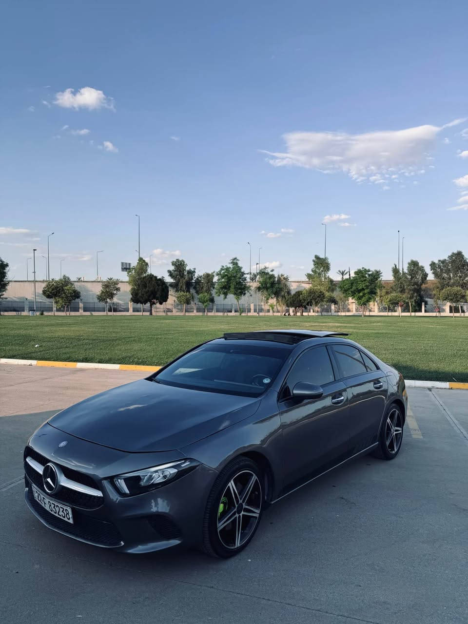 Mercedes Benz A220 2021
فول مواصفات 
٦ قطعات مصبوغ بدون دواخل بدون ارباك
كير محرك بشرط 
سعر : ١٦٨ و مجال
*********** WhatsApp

——————
٦ پارچەی سبوغە بەبێ داخیلی بەبێ ئێرباگ
گێر و مەکینە بەشەرت
نرخ : ١٦٨ و مجال
*********** WhatsApp أربيل, العراق
