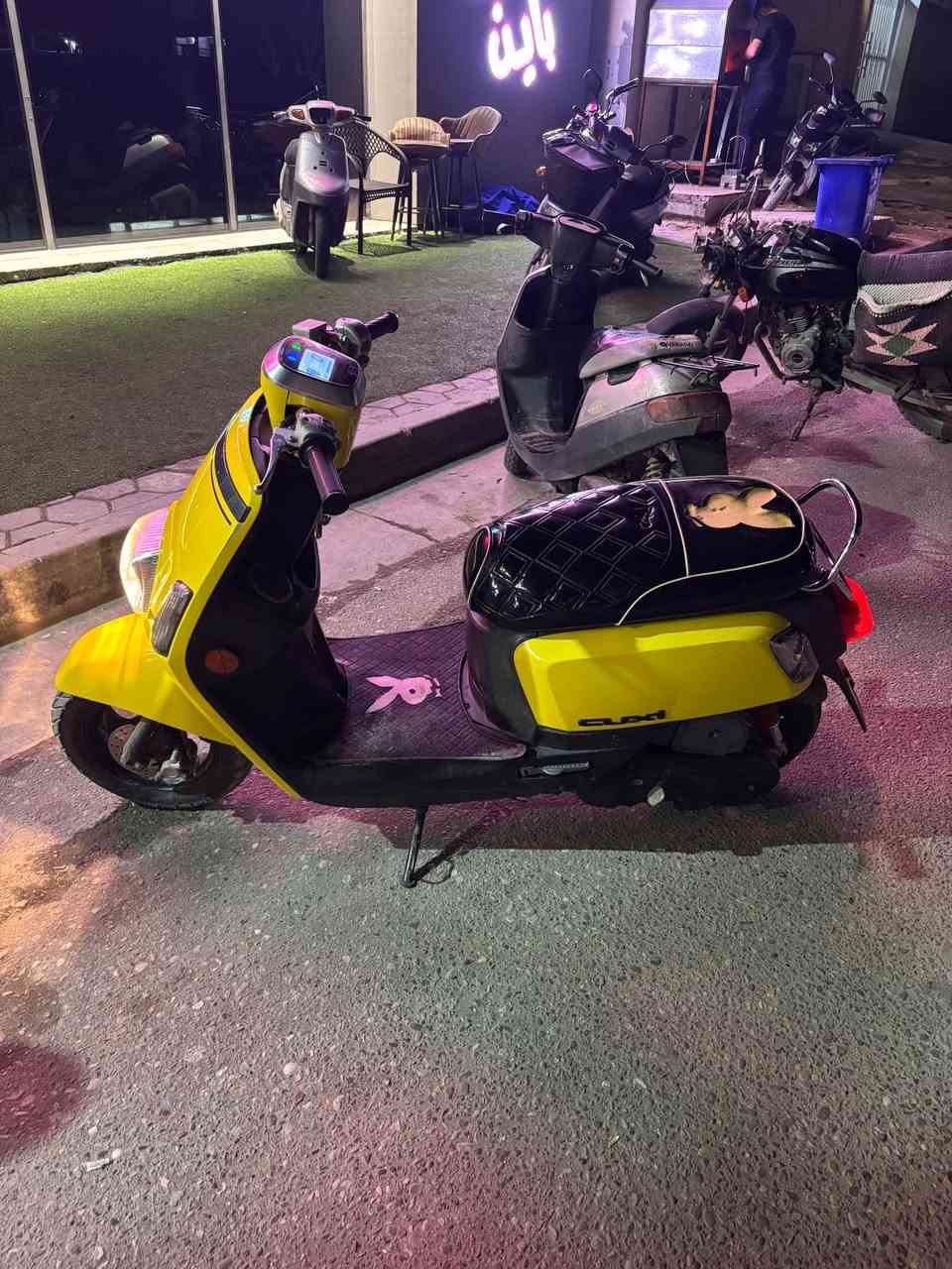 ماكس بوليسي مسطره نوزل 2010
لون مميز ليموني 
صالنصه تزويد
سعر1,100
دراجه نضيفه كلشي شغال 
*********** كربلاء, العراق
