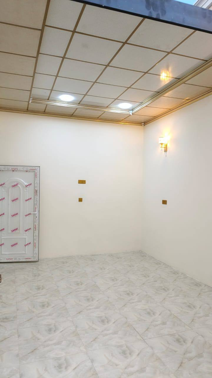 دار للبيع المساحه 100 متر طابو زراعي سند 25 العنوان تحرير الحولى قطع محمد ليله بيت جديد غير مسكون بي  جزء الثاني خدمات كامله ماء كهرباء مجاري تبليط السعر 55 بي مجال بصيط شراي يتصل ***********
