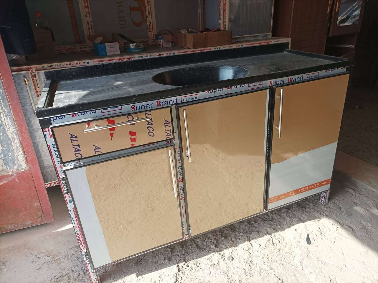 تم وصول حاوية كاونترات+ تخم جديد للتواصل على الفيس بوك او على الرقم 
التالي ***********
المكان ذي قار قلعه سكر حي العسكري مقابيل حسينية جيش المهدي
