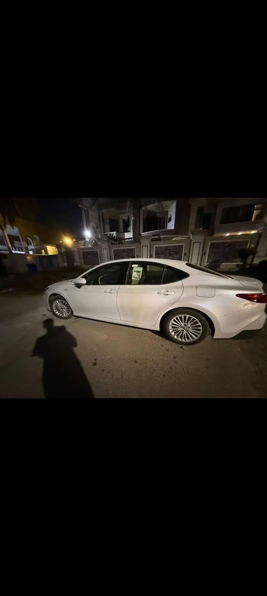 سلام عليكم كامري 25 عبد اللطيف جميل ياباني فول مواصفات فتحة برده مقترض وكفيل ماشيه 16الف ***********
