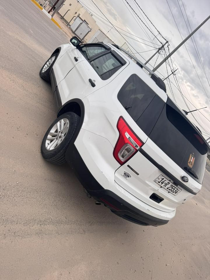 ***********
فورد اكسبلورر موديل ٢٠١٣ 
محرك كير جاهزه خير من الله
كشنات الامامي كهرباء.
تدفئة كشنات الامامية.
تحكمات ستيرن كاملة شغالة
تحكم سرعة تبريد كهربائيات كلها شغالة 
كفاله من ضربه بيه صبغ شويه بالبنيد
مكان كربلاء السعر 105 تحويل مباشر
