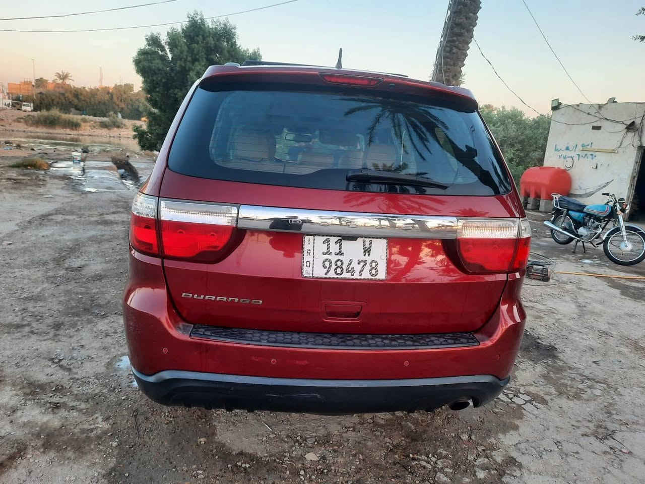 دورنكو 2013 للبيع
دورنكو 2013 كلين تايتل..
كفالة من الصبغ والضربة والتبديل..
ماشية ١٠٠ الف ميل..
٧ راكب..
٣ قطع تبريد..
تبريدها ثلج..
مكينة كير حدادية 💯.. 
رقم بغداد مشروع وطني..
مكان السيارة العمارة..
السعر ٢١٠ وبيها مجال بسيط.. ***********
