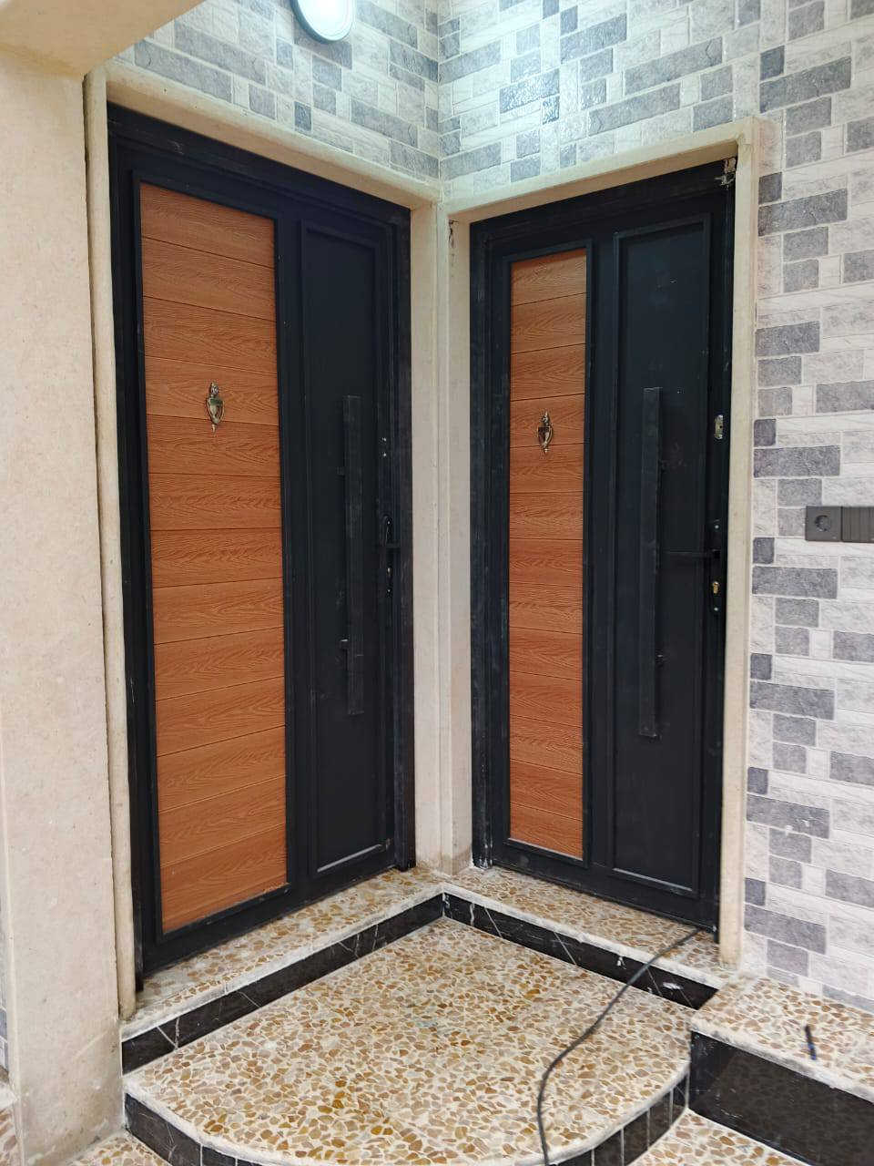 السلام عليكم ورحمة الله وبركاته 
حداد باب وشباك 
الموصل الأيسر صناعة الكرامة 
*********** بي واتس اب 
***********
