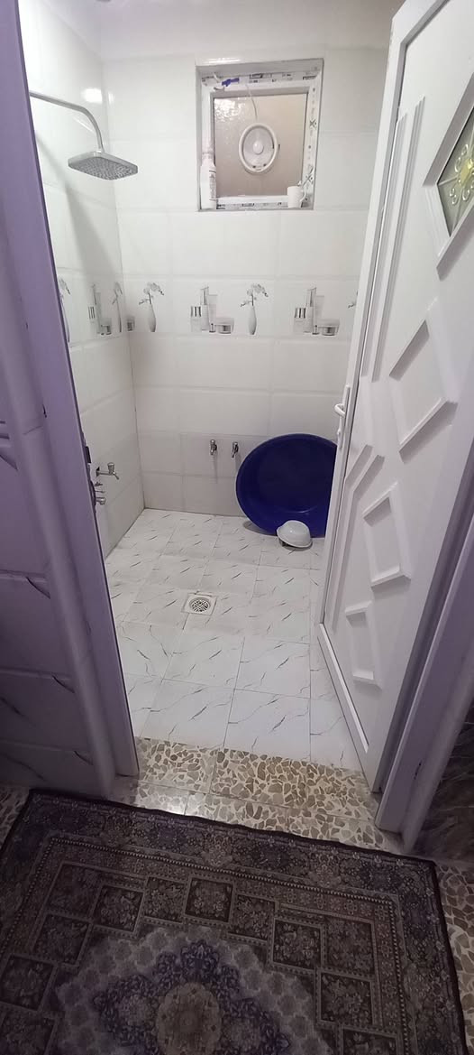 للبيع للبيع 🏠🏠 
دار في حي السماح الأساتذه خلف الأركان / قرب مدرسه الكويتيه / المساحه / ١٠٠ متر / البيت فول / اتجاه شمال / سيراميك  + 
خدمات ماءفول💦+كهرب+تبليط
صنف العقار +كرت بلديه + مقدم معامله للتمليك / السعر ٥٧ مليون وبي مجال /  للأسفسار الأتصال على الأرقام + *********** / *********** / يوجد لدينا عروض في حي السماح / الأولى + والثانيه + يوجد لدينا قطه اراضي زراعيه / ملك + زراعي /
