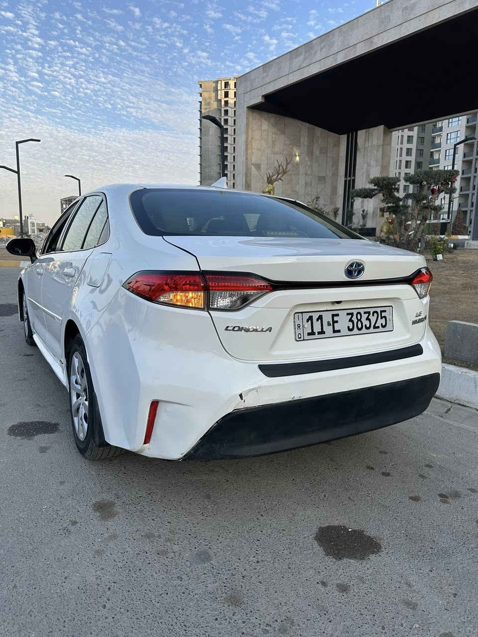 كورلا LE 23 هايبرد أمريكي بغداد انكليزي هزة جديدة
السعر 153 وبي مجال بسيط 
للآمانة سعر بلاش لان مستعجل ع البيع
حادثها فقط بنيد مبدل اصلي 
مكانات بسيطة بارد
موجود صور حادث وسونار 
محرك 1800 سليم 
كير بحالة الشركة خير من الله 
السيارة ماشية 59 فقط 
دواخلها كلها نظيفة وبلادية 
تحكمات أنظمة قيادة
هاند بريد دكمة 
شاشة كار بلي ياباني بلادي
مواصفات AWD بمعنى الهايبرد 
تدفع ايضاً من الخلف وليس دفع رباعي
وبعد اكو مواصفات معروفة وتكدرون تبحثون عنها
الشراي يتصل ***********
وبالعافية على الي تصير من نصيبه
راح نخلي فديو بالتعليقات ..!
صفحة كراجك يمنا أصبحت مميزة 
ولديها تلاميذ كذلك مميزين ❤️
