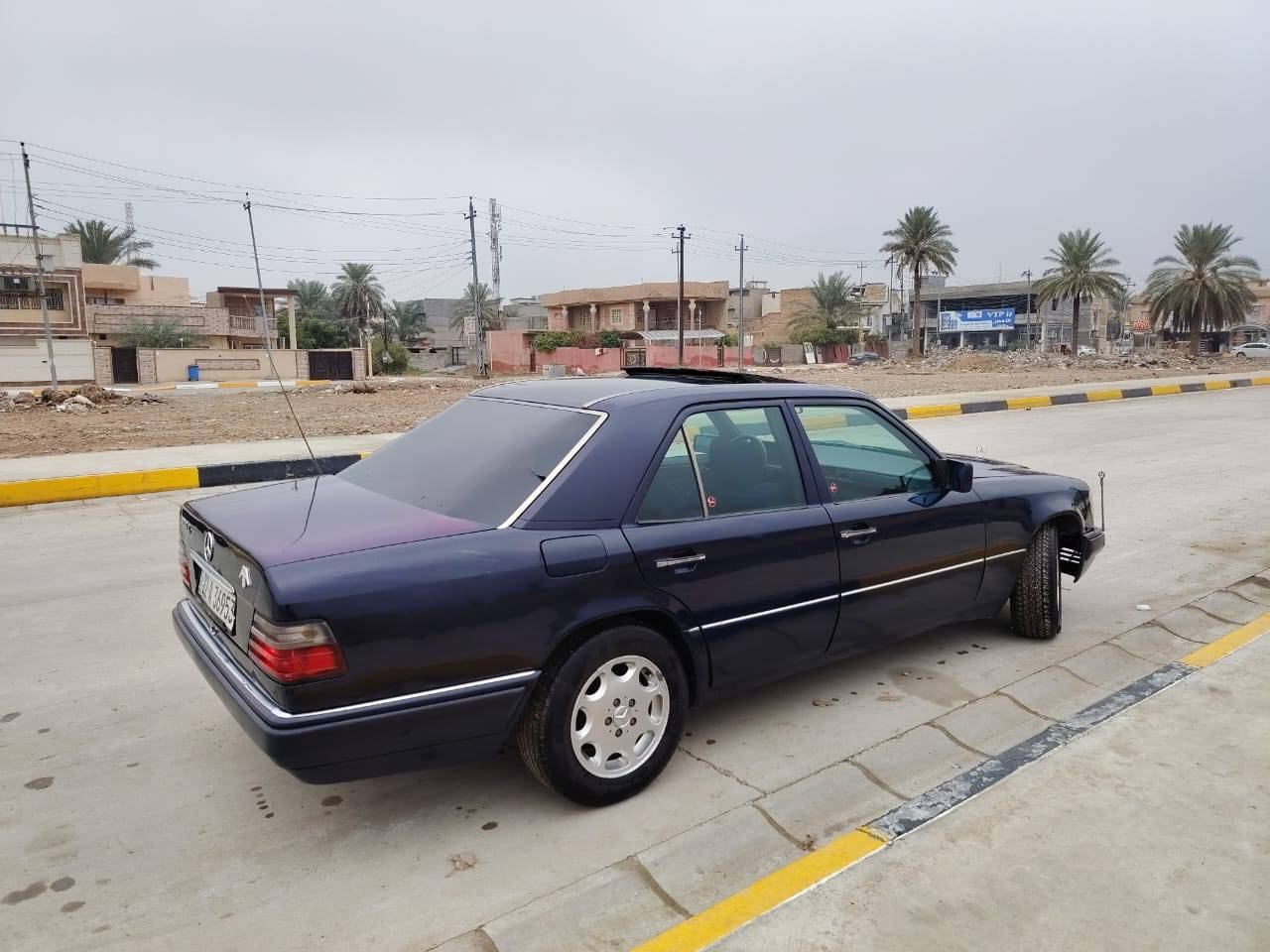 للبيع مارسدس موديل 90 محرك 3000ديلكو  رقم أربيل سنويه ما ساقطه كير ومحرك واكسل بشرط قطره معجون ما بيهه ة تبريد تدفئه شغال صدر امامي وخلفي جديد قواعد الدبلات بلاديه غرفه نضيفه سلايت شغال طگتين كهربائي جامات كهربائي سيارات مابيهه اي نقص مكان السياره ديالى قره تبه الشراي خلي يتصل ***********  السعر 68وبيهه مجال شويه حك الجيه
