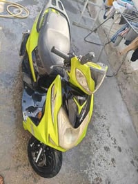 دراجه ماعرف اسمهه السعر 150كلشي شغال توني مجفتهه بعدهي على السحك078090...