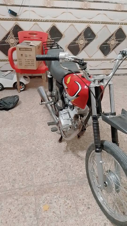 سلام عليكم دراجة البيع بدون بدون  شاصي نامة اصلي مكينة رابيدو اصلي غراض كلة أصلية دراجة مكفولة سعر (٧٠٠)وبيهة مجال  لاستفسار ***********
