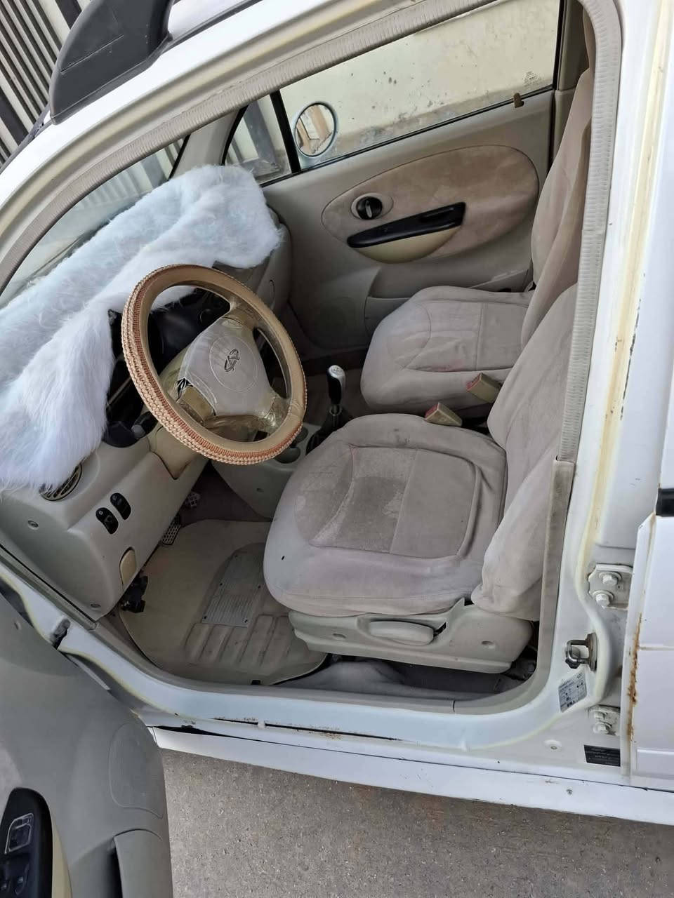 السلام عليكم 
للبيع ب ٢٣ ورقه 
شيري كيو كيو موديل ٢٠١١
كير اوتوماتيك 
جاهزه سياره نكره سلف 
مكينه ٤ سلندر 
رقم بابل سنويه ٢٠٢٧ 
مكاني بابل الحله شارع ٦٠ حي الاساتذه

*********** موجود وات ساب أو ماسنجر
سياره أحله من صور بهواي
