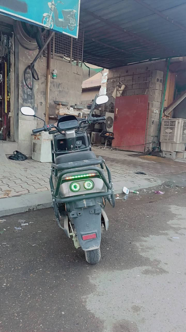 السلام عليكم دراجه شحن 318 نضيفه وحلوة رقمي ***********
