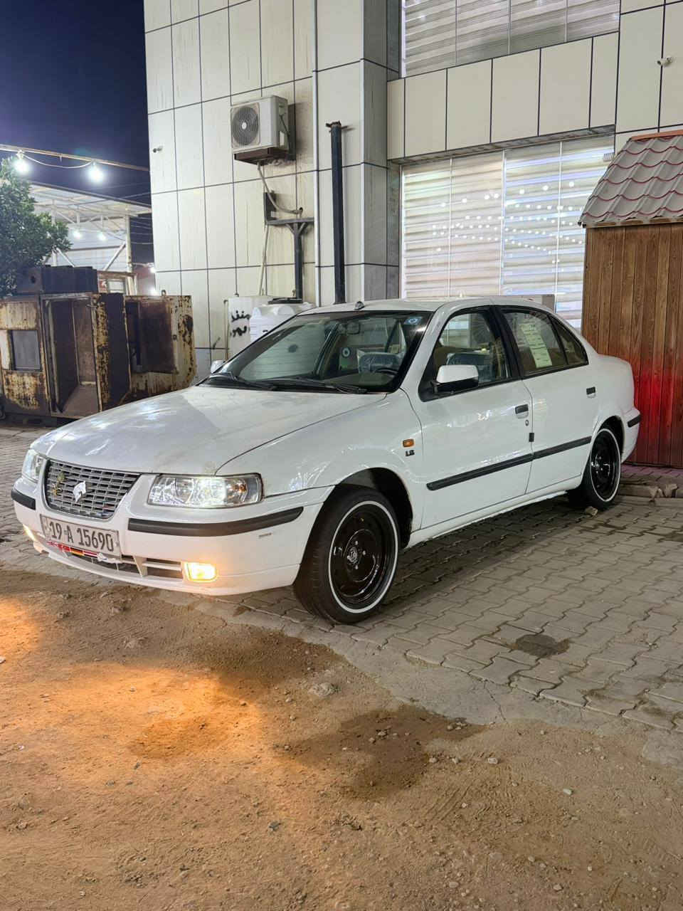 سلام عليكم سمند 2012 سياره بيها بس الهلالات جيرو مكينه وحداديه تبريد سياره جاهزه ما عايزه كل شيء مكان السياره بالنجف سنويا جديده رقم جديد السعر 48 وبيها مجال حك الجهه وهذا رقم بالخدمه ***********
