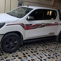 هايلوكس مديل٢٥ ماشيه ١٤الف كفاله عامه  رقم شمالي لبيع ترهم مراوس ٠٧٧٠٤...