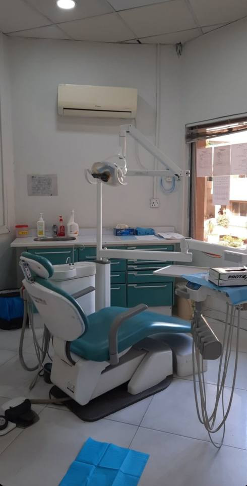 سلام عليكم اني طبيبة اسنان امتياز 
اوفر علاج مجانا خاص لاربع حالات فقط
العلاج بدقه وخبرة وأمانه تامه تم نشر حالات علاجية من شغلنا على صفحتنا لمن يرغب بالإطلاع 
تنظيف وتبيض الأسنان
حشوات تجميليه ضوئيه
تعويض الأسنان المفقوده
قلع الأسنان والجذور المتبقية

للحجز والاستفسار واتساب ***********
📍 بغداد شارع مطار بغداد الدولي بغداد, العراق
