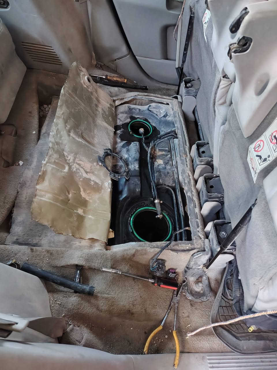 🚗🔥انور سوزوكي 🔥🚗

🛠️ صيانة منظومة العدادات والكهربائيات

✅ صيانة لوحة العدادات بالكامل.
✅ تبديل ماطور كيج البنزين.
✅ تبديل ماطور كيج الكيلومتر.
✅ تبديل ظفيرة الطوافة المساعدة.
✅ تشغيل ومعايرة كيج البنزين لضمان دقة القراءة.
✅ عمل سنتر لوك للأبواب الأربعة.
✅ فحص شامل لمنظومة العدادات والكهربائيات والتأكد من عملها بكفاءة.

💯 تنفيذ جميع الأعمال بأيدي فنيين مختصين.
💯 استخدام قطع غيار أصلية وبأفضل المواصفات.
💯 فحص نهائي لضمان جودة العمل وكفاءة التشغيل.

📍 العنوان:
ورشة أنور سوزوكي وإكونوكس
كربلاء – الحي الصناعي – البلوك الثاني – شارع السايدين (سايد الدخول)

📞 للاستفسار والحجز:
***********
***********

🚚 يتوفر خدمة توصيل لجميع المحافظات للقطع والحجوزات والاستفسار.

⭐ ورشة أنور سوزوكي وإكونوكس
خبرة • ثقة • جودة • ضمان 🔧🚘

