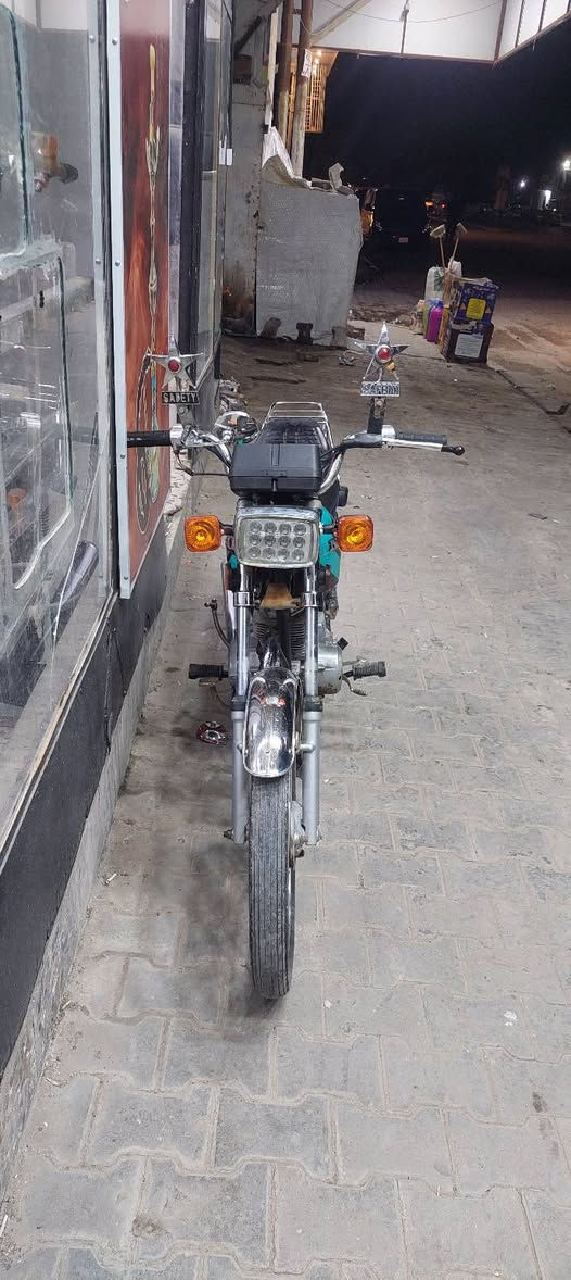 500


**إذا كنت صاحب هذا الإعلان وتريد حذفه لأي سبب، رجاءا أرسل رسالة إلى الدعم الفني**