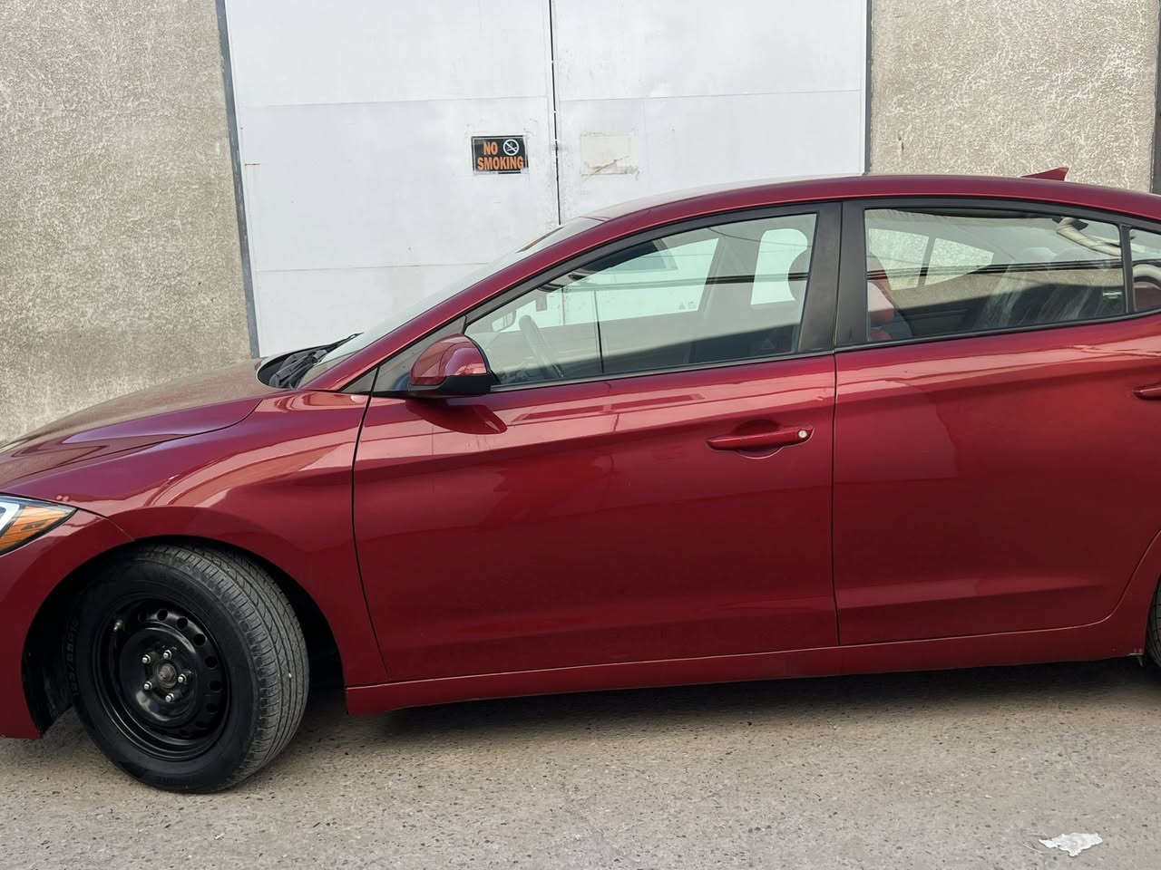 السلام عليكم
النترة موديل 2017 أمريكي 
حادث جاملغ وباب بدون ايرباك 
سيارة جاهزه محرك ما مفتوح 
تحويل وكالة ماكو مشكلة رقم أربيل 
سونار موجود ويا صور بيه قطعة صبغ صارت بالعراق 
السعر 112 وبيه مجال 
العنوان بغداد الرصافة 
رقم موبايل ***********
