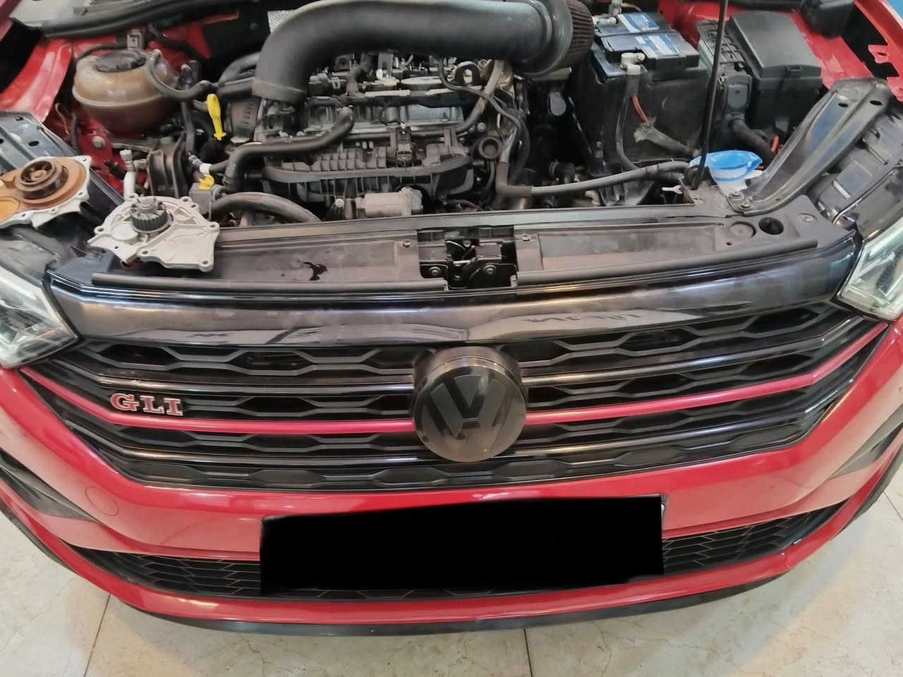 Shireen German Auto Service-  مركز شيرين لصيانة السيارات الالمانية
زبائننا الكرام

 السيارة الاولى 🚘: 

اشتكى الزبون من نقص في ماء راديتر ( نقص هوايا )   ، تم فحص المحرك وتبين ان المشكلة في الواتر بامب ، تم تبديل واتر بامب اوربي جديد مع ماء راديتر G12 evo الخاص بسيارات الفولكس واكن ( لازم تبدله كل ٣ سنوات ) علما بان السيارة هي فولكس واگن جيتا ( Jetta )  موديل 2021 محرك 2.0 تيربو    .

🌹

السيارة الثانية 🚖 :  

اشتكى الزبون من عدم عمل الرادار الامامي ، تم فحص الرادار وتبين ان رادر عاطل ، تم تركيب رادار مطابق لرقم شاصي ( نفس الكود ) وتم برمجة الرادار  اون لاين  ، علما بأن السيارة هي فولكس واكن تاوس ( Jetta  )  موديل 2025  محرك 1.5 تيربو . 

🌹
🌹

‏‎كروب وكالتنا 

https://www.facebook.com/share/g/16oT3VE986/?mibextid=wwXIfr

🌹
🌹

‏‎زبائننا الكرام 

‏‎عروض وكالتنا 

‏‎١- تبديل هيدروليك كير بدون اجور عمل 🚘

‏‎٢- فحص كومبيوتر مجانا في وقت تحتاجه سيارتك الى فحص في حالة تبديلك لدهن المحرك في وكالتنا . 

‏‎٣- فحص للصدر الامامي مجانا في وقت تحتاجه سيارتك الى فحص في حالة تبديلك للدهن المحرك في وكالتنا . 

‏‎كذلك سوف تدخل تلقائيًا في السحبة الشهرية للفلاتر المجانية والسحبة الدهن المجاني كل ثلاثة اشهر. 

‏‎٤-زبائننا الكرام 

‏‎العرض الجديد من وكالتنا 

‏‎في حالة زيارتك لورشتنا سوف تدخل تلقائيا بالقرعة الشهرية الجديدة . 

‏‎وسوف تحصل بها على اجور عمل مجانية لاي صيانة تقوم بها في المستقبل حتى وان كان تعمير محرك 

‏‎🏆  العرض الجديد : 

‏‎٥-تبديل هيدروليك كير مجاني ( قرعة كل ثلاثة اشهر )

🌹
🌹

موقع شركتنا الجديد

‏https://maps.google.com/?q=36.168079,44.011108

‏‎‏‎شركة شيرين ( وكالة فولكس واگن & سكودا) 

‏‎اربيل -شارع ملعب فرنسو حريري اذا من جهة شارع  60  - قرب نقليات بغداد ( كراج بغداد) - بالقرب من مرطبات 9* 9 

***********-***********

‏‎الوكالة الالمانية الوحيدة في العراق 🇩🇪

‏#erbil #Atlas #kurdistan #Volkswagen #audi

السيارتين  لونهم احمر 😁
