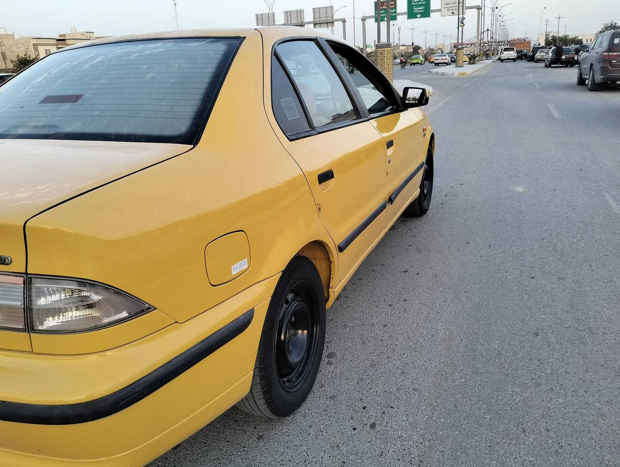 السلام عليكم
سمند موديل 17 
جاهزه من كلشي 
حداديه جديده
تخم تايرات 
مكينه جديده
تبريد تدفئه
مكانه ناصريه مركز مدينه 
للاستفسار اكثر اتصال ع الرقم 
***********
