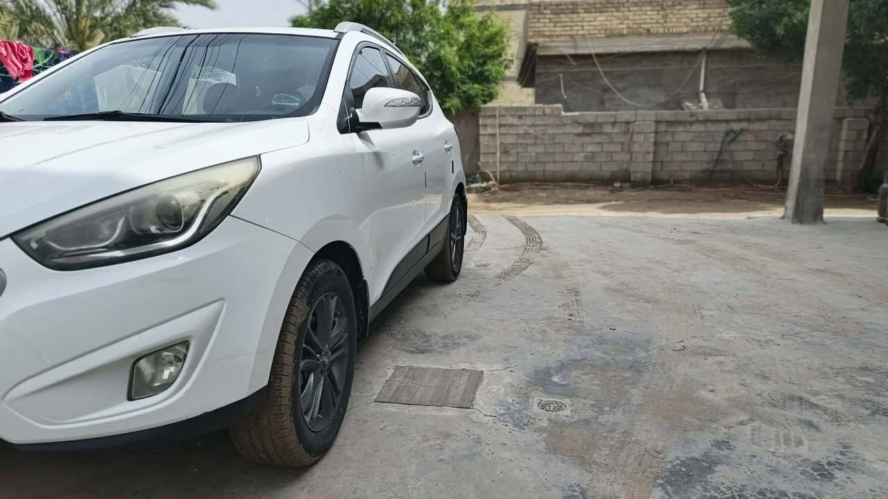 السلام عليكم توسان موديل ١٦ خليجي كير محرك مكفول سياره جاهزه مكفوله فقط بداية البنيد صبغ
***********
السعر ١٥٨ وبيه مجال
