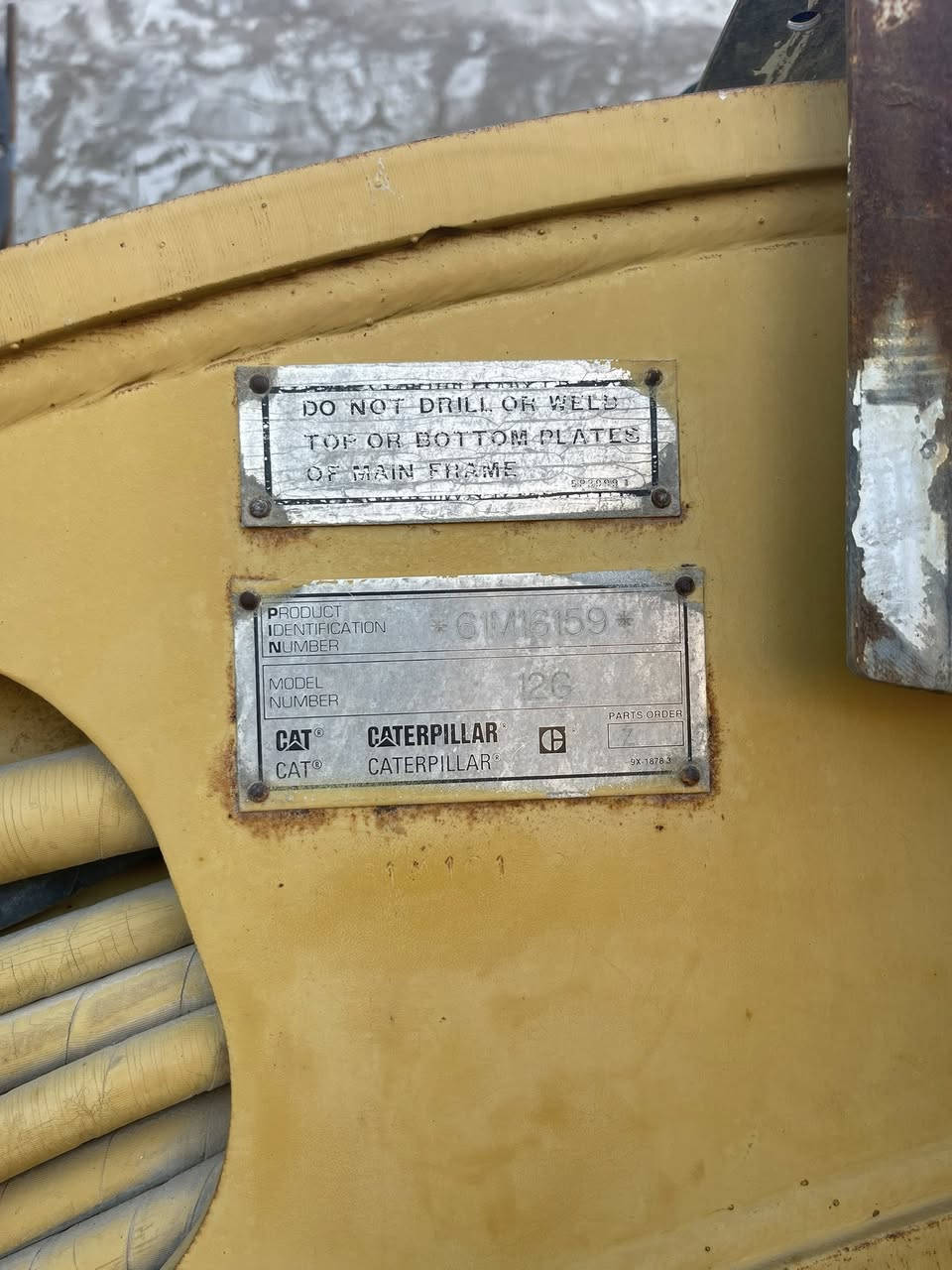 للبيع مكانها رمادي بدون جاهزه مابيها اي نقص ***********
