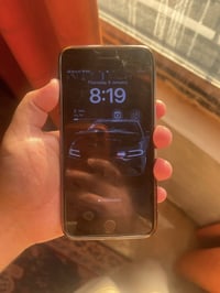 ايفون 8 بلس ذاكره 64 بطاريه 84 جهاز شغال كلشي مابي بي بس هذا الفطر بال...