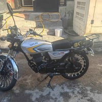 دراجه إيراني موديل ٢٦  محرك 200cc ضاغطة وزنجيل الدراجه ما ماشيه نضيفة ...