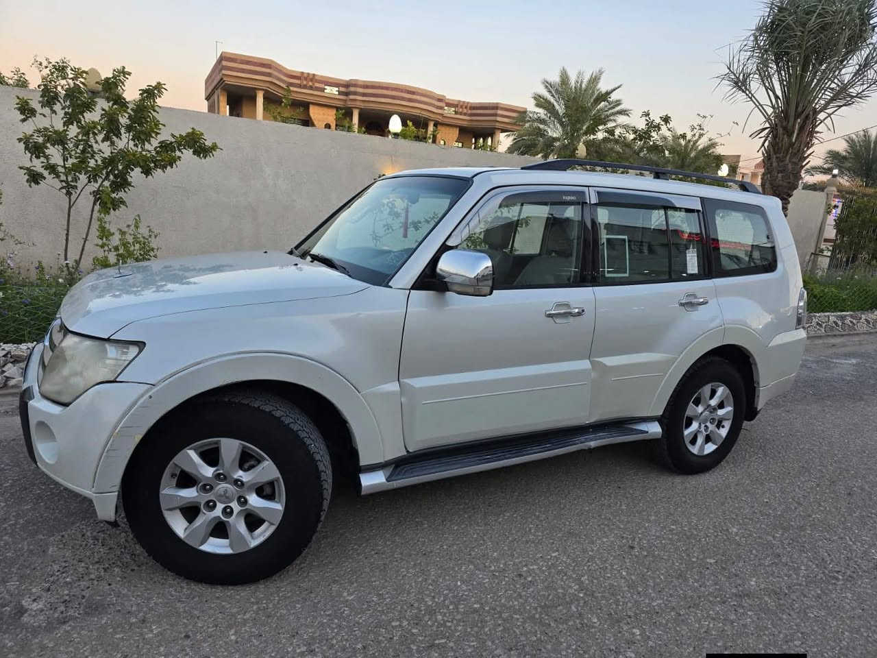 سلام عليكم باجيرو 2008للبيع سياره مكفوله رقمه نكليزي ناصريه مداور ثاني يوم السعر 125 بيه مجال مكاني سماوه   ***********
